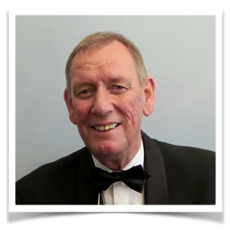 Svein Inge Nikolaisen style=